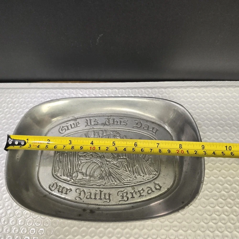 Vintage Cantrell Collection Pewter Bread Tray 